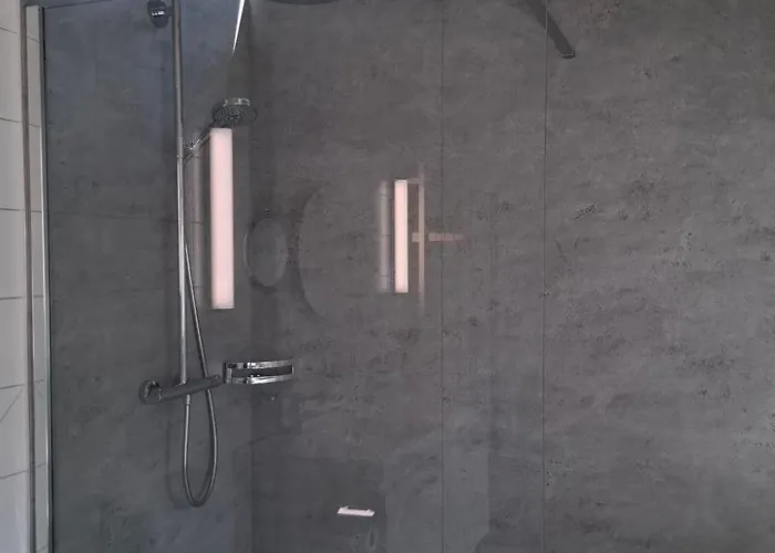 Zwingli's By Interhome Daire *